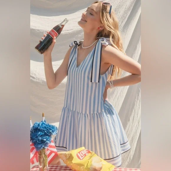 Entro Sky and White Striped V-Neck Dress w/o bows size small - Picture 1 of 5